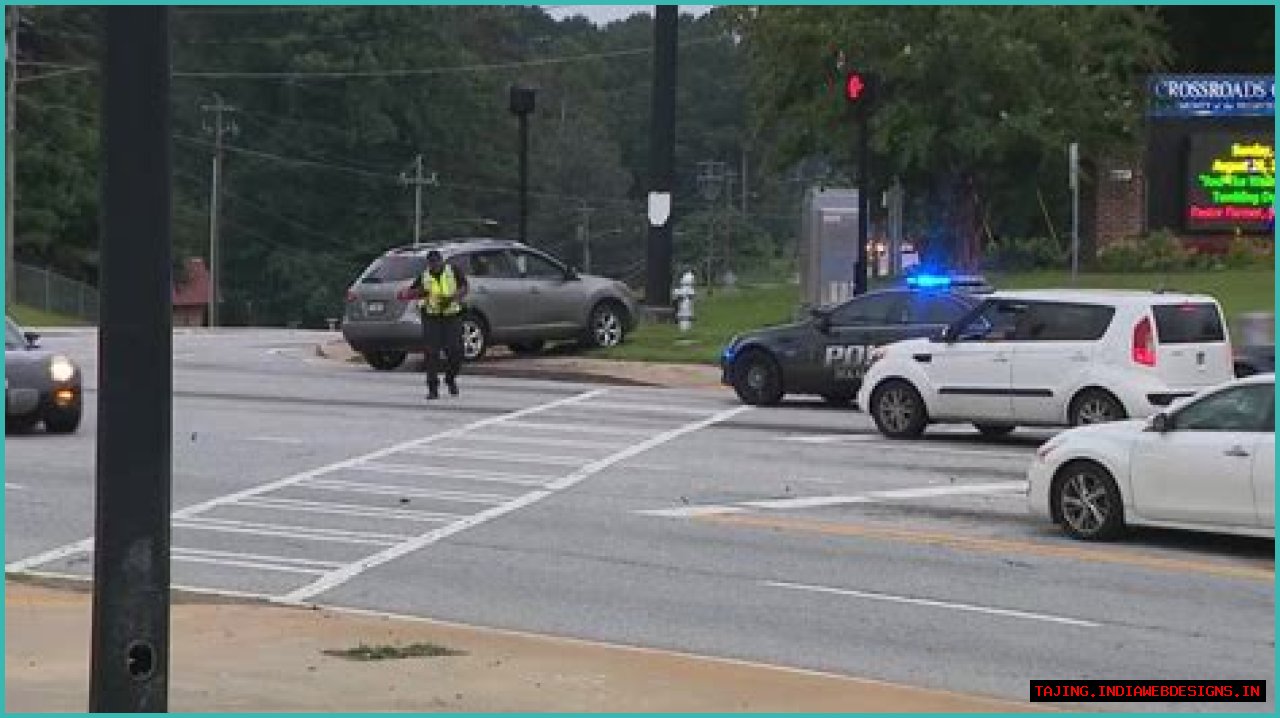 1 dead in shooting at Redan High School in DeKalb, one other woman critically injured